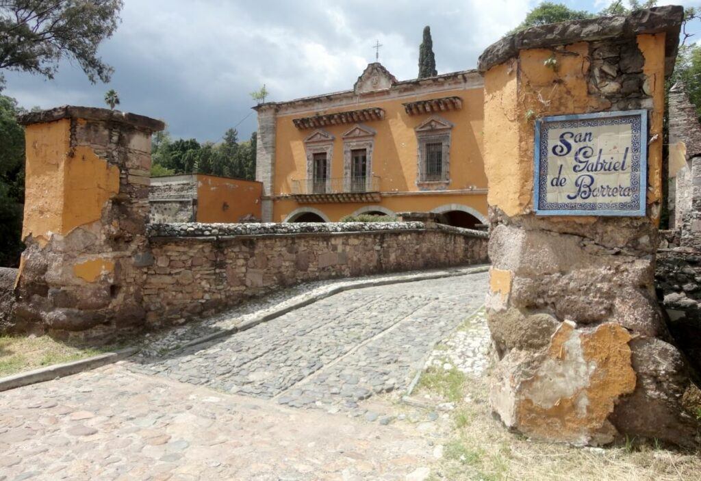 Entrance of an old hacienda in Guanajuato.